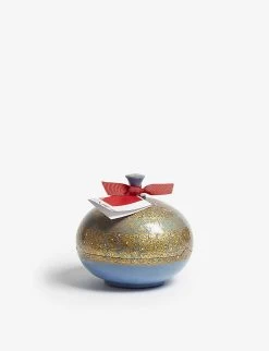 Milk, Dark And White Chocolate Raisins Bonbonniere 130g