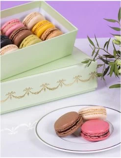 Incontournable Macarons Box Of 12 7 Incontournable Macarons Box Of 12 -Boutique Gourmet Store R03676495 ALT02