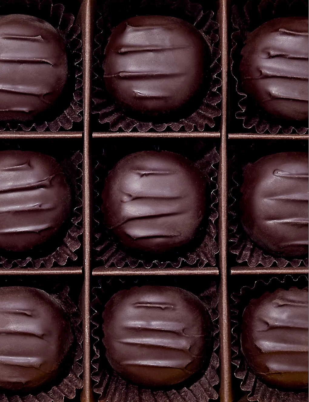 Dark Chocolate Dinner Mints 130g 4 Dark Chocolate Dinner Mints 130g - Image 2