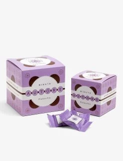 Minuto Pistachio Chocolate Cubes 200g