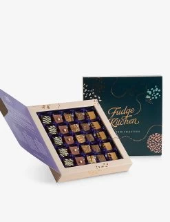 Signature Selection 25-piece Fudge Box 550g -Boutique Gourmet Store R04143932 ALT01