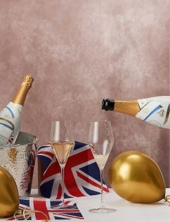 Limited-edition Coronation Classic Cuvée 750ml -Boutique Gourmet Store R04149670 ALT04