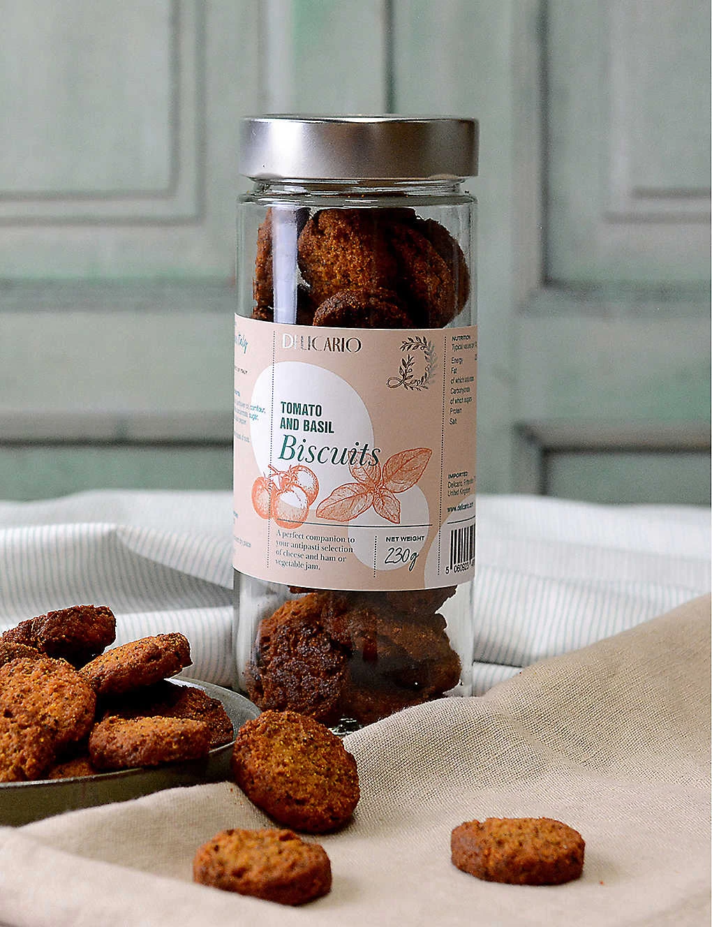 Delicario Tomato And Basil Biscuits 230g 4 Delicario Tomato And Basil Biscuits 230g - Image 2